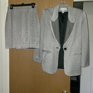 Christian Dior skirt suit